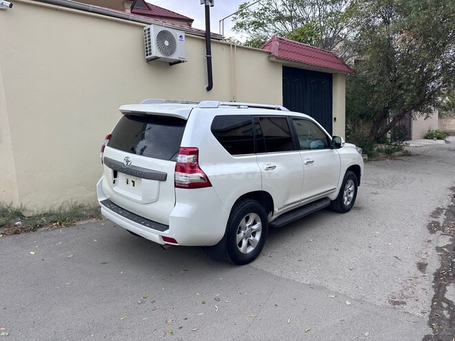 Toyota Land Cruiser Prado 2013, 300,000 km - 2.7 л - Bakı
