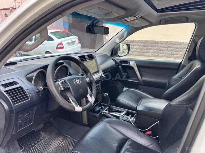 Toyota Land Cruiser Prado 2013, 300,000 km - 2.7 л - Bakı
