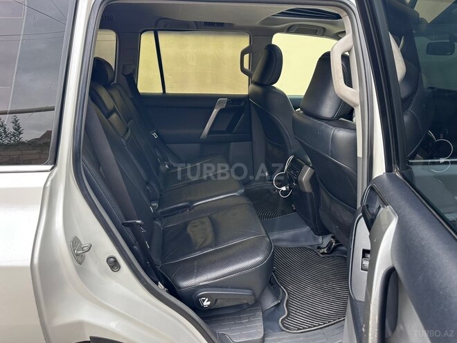 Toyota Land Cruiser Prado 2013, 300,000 km - 2.7 л - Bakı