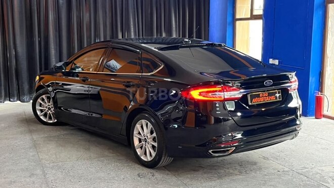 Ford Fusion (North America) 2017, 135,129 km - 1.5 л - Sumqayıt