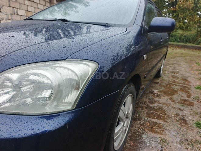 Toyota Corolla 2005, 281,000 km - 1.4 л - İsmayıllı