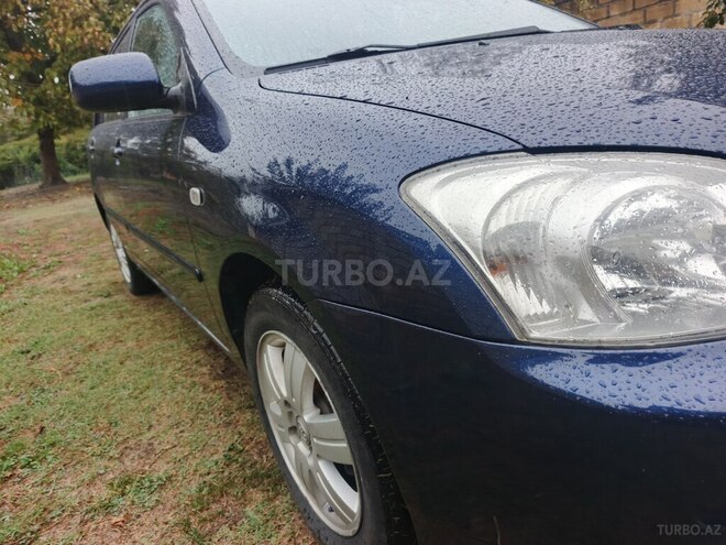 Toyota Corolla 2005, 281,000 km - 1.4 л - İsmayıllı