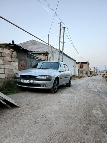Opel Vectra 1997, 377,770 km - 2.0 л - Bakı