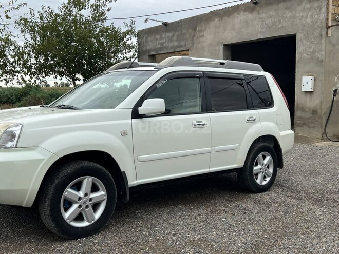 Nissan X-Trail 2006, 330,432 km - 2.0 l - Biləsuvar