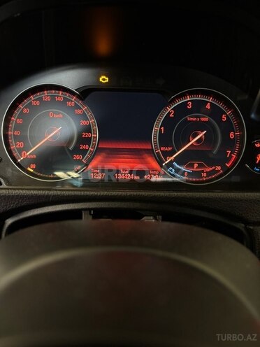 BMW 330 2017, 134,424 km - 2.0 л - Bakı