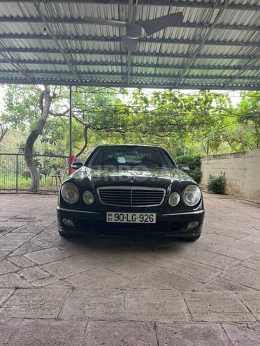 Mercedes E 240 2004, 223,565 km - 2.6 л - Salyan