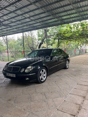 Mercedes E 240 2004, 223,565 km - 2.6 л - Salyan