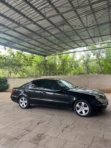 Mercedes E 240 2004, 223,565 km - 2.6 л - Salyan