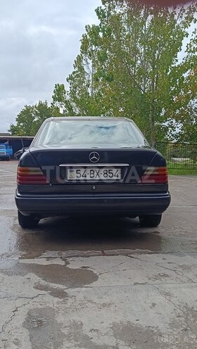 Mercedes 250 D 1994, 412,000 km - 2.5 l - Saatlı