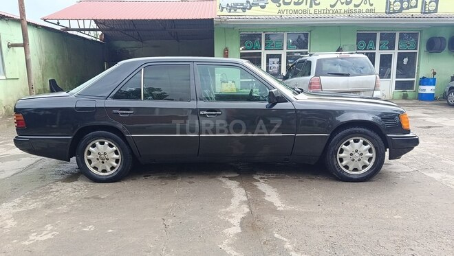 Mercedes 250 D 1994, 412,000 km - 2.5 l - Saatlı