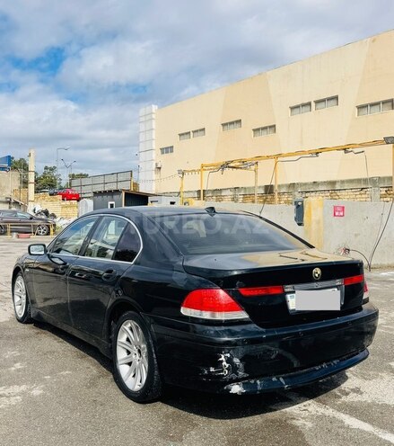 BMW 745 2002, 318,457 km - 4.4 l - Bakı