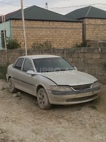 Opel Vectra 1998, 250,000 km - 1.8 l - Bakı
