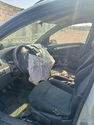 Opel Astra 2007, 260,000 km - 1.3 л - Bakı