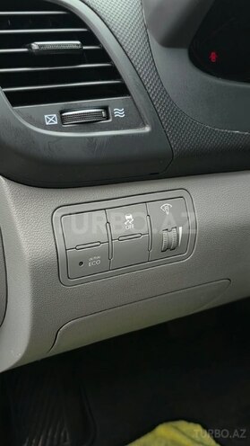 Hyundai Accent 2017, 236,574 km - 1.6 л - Mingəçevir
