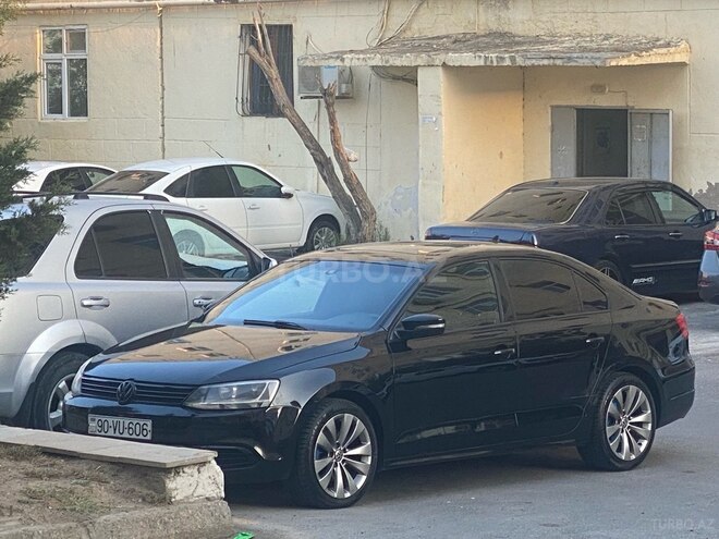 Volkswagen Jetta 2012, 325,000 km - 2.5 л - Bakı
