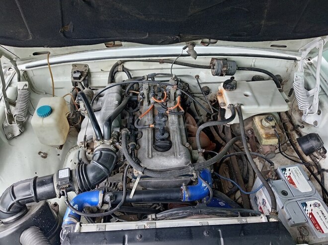 GAZ 31105 2004, 182,000 km - 2.4 л - Sabirabad