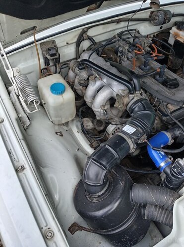 GAZ 31105 2004, 182,000 km - 2.4 л - Sabirabad
