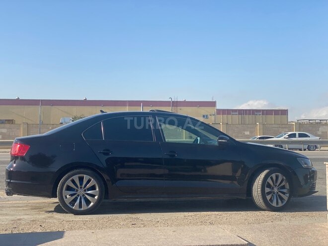 Volkswagen Jetta 2012, 325,000 km - 2.5 л - Bakı