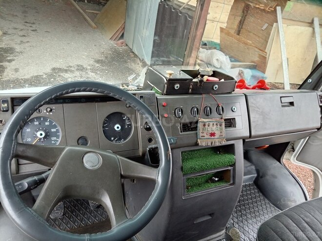 Mercedes  1994, 400,000 km - 4.0 л - Masallı