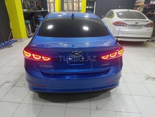Hyundai Elantra 2017, 173,809 km - 2.0 л - Bakı