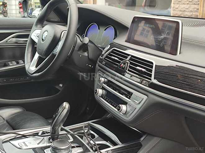 BMW 730 2018, 321,869 km - 3.0 л - Bakı