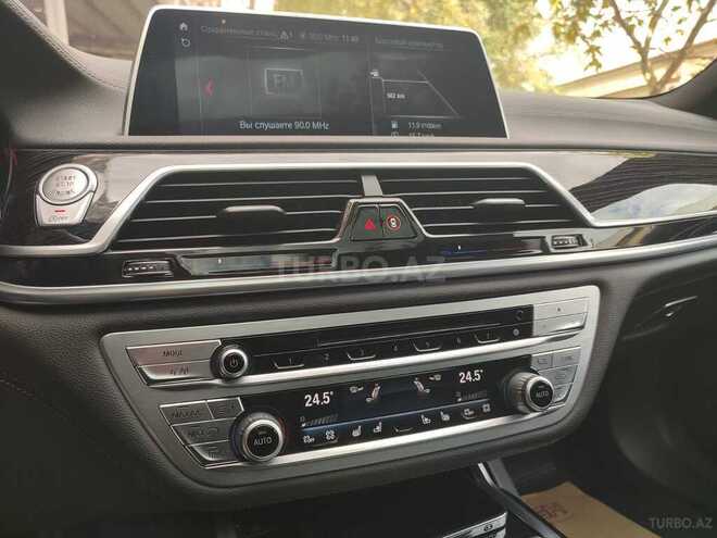 BMW 730 2018, 321,869 km - 3.0 л - Bakı