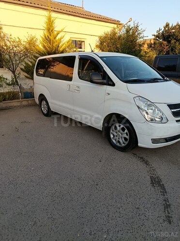 Hyundai H-1 2010, 568,000 km - 2.5 л - Bakı