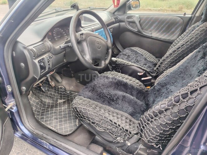 Opel Astra 1995, 465,000 km - 1.6 л - Bakı