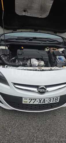 Opel Astra 2014, 380,000 km - 1.3 l - Qax