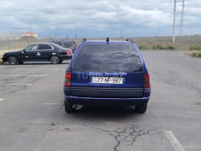 Opel Astra 1995, 465,000 km - 1.6 л - Bakı