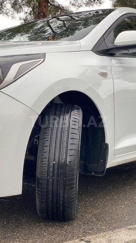 Hyundai Accent 2018, 165,000 km - 1.4 л - Bakı