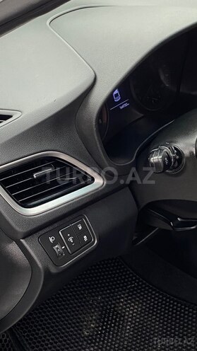 Hyundai Accent 2018, 165,000 km - 1.4 л - Bakı