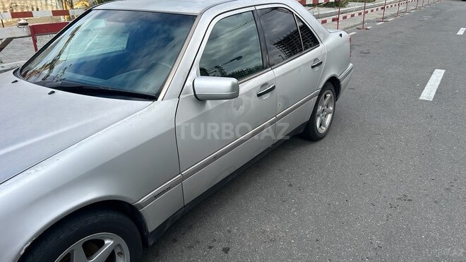 Mercedes C 180 1995, 390,000 km - 1.8 л - Bakı