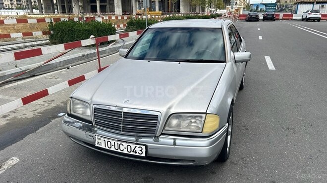 Mercedes C 180 1995, 390,000 km - 1.8 л - Bakı