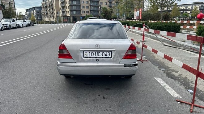 Mercedes C 180 1995, 390,000 km - 1.8 л - Bakı