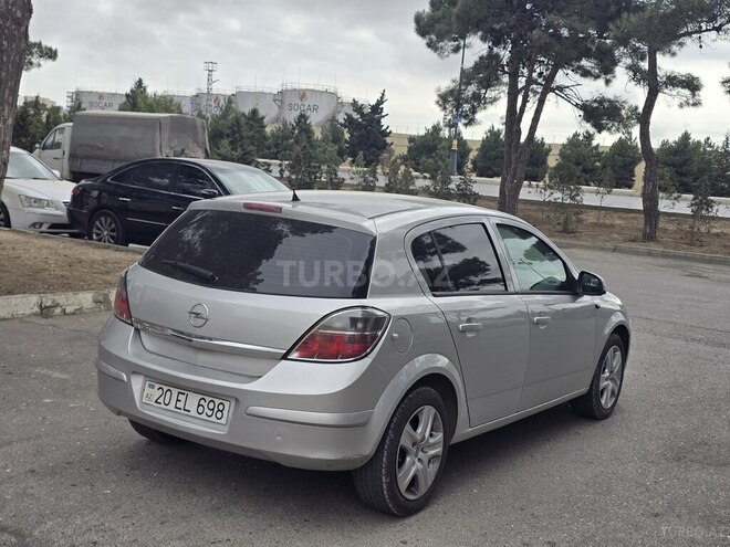 Opel Astra 2010, 270,000 km - 1.4 l - Bakı