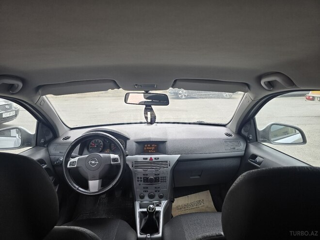 Opel Astra 2010, 270,000 km - 1.4 l - Bakı