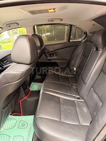 BMW 525 2006, 287,000 km - 3.0 л - Bakı