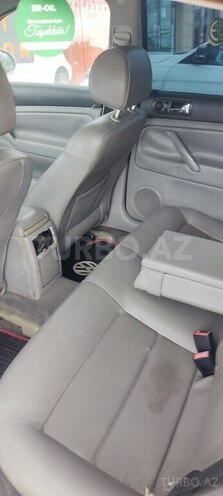 Volkswagen Passat 2006, 255,500 km - 1.8 л - Bakı