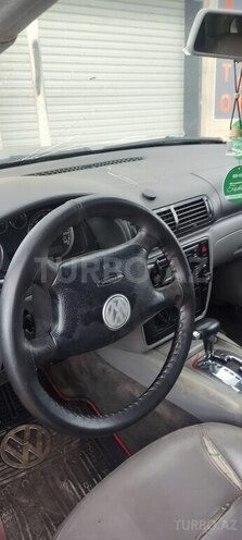 Volkswagen Passat 2006, 255,500 km - 1.8 л - Bakı