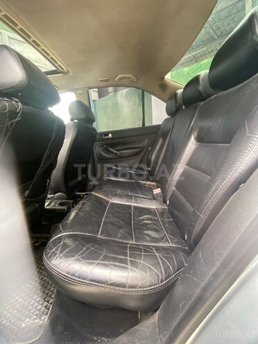 Volkswagen Jetta 2003, 397,000 km - 2.0 l - Sumqayıt
