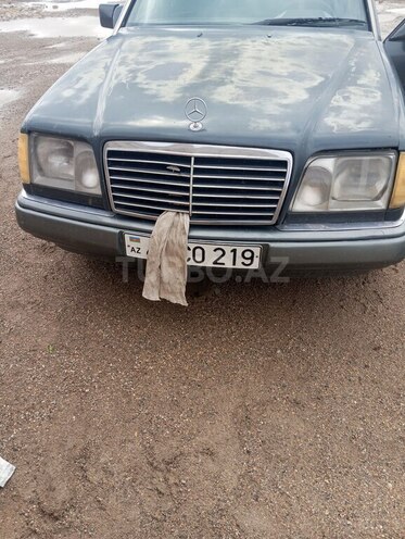 Mercedes 250 D 1994, 200,000 km - 2.5 l - Sumqayıt