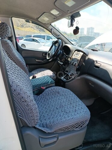 Hyundai H-1 2010, 568,000 km - 2.5 л - Bakı