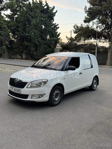 Skoda Roomster 2013, 360,000 km - 1.4 л - Bakı