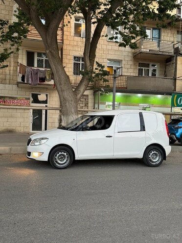 Skoda Roomster 2013, 360,000 km - 1.4 л - Bakı