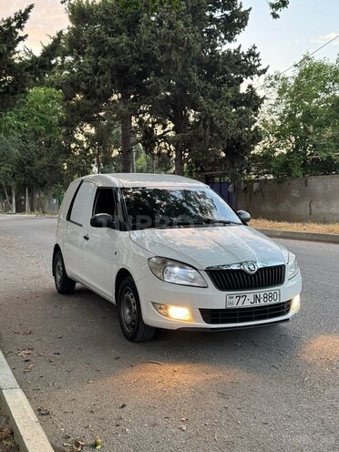 Skoda Roomster 2013, 360,000 km - 1.4 л - Bakı