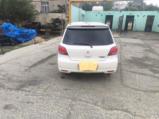 Mitsubishi Airtrek 2003, 230,000 km - 2.0 л - Bakı