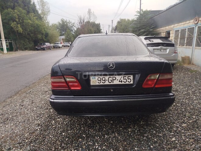 Mercedes E 240 1999, 277,000 km - 2.4 л - Ağdam