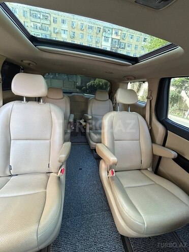 Kia Carnival 2018, 75,486 km - 2.2 л - Bakı