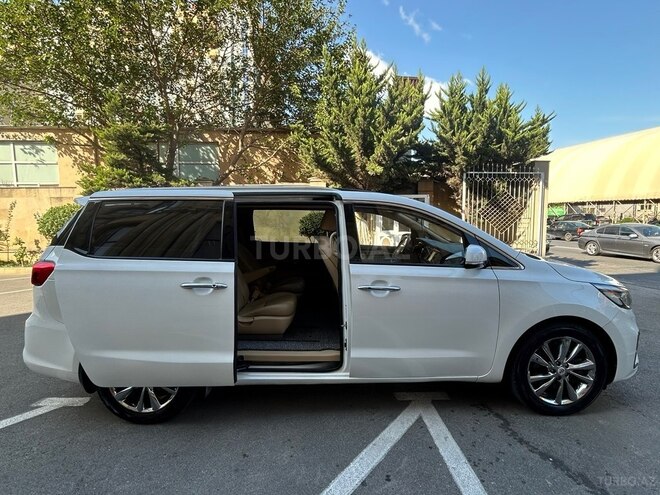 Kia Carnival 2018, 75,486 km - 2.2 л - Bakı